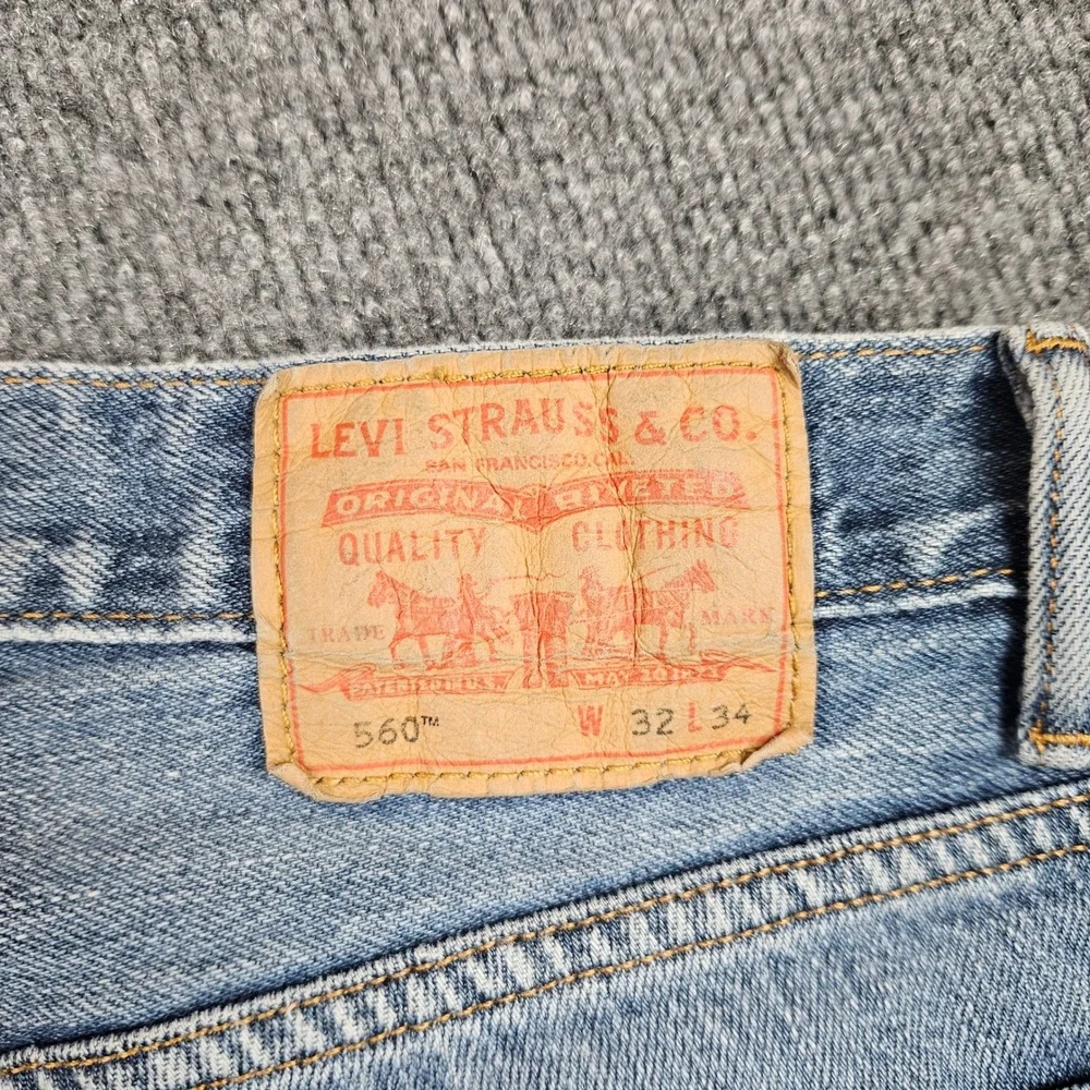 Levis 560 Comfort Fit Tapered Leg Jeans Men's 32x34 Med Wash Denim Vintage Y2K